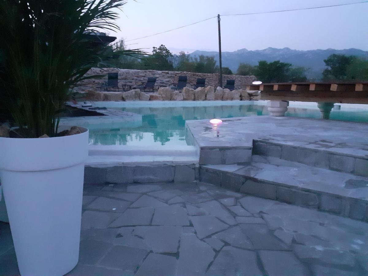 Hotel B&B Mama Mia Obrovac Esterno foto